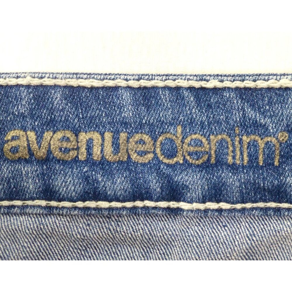 Avenue Denim Womens Capri Jeans Size 14 Blue Butterfly Embroidered Stretch - Picture 9 of 11
